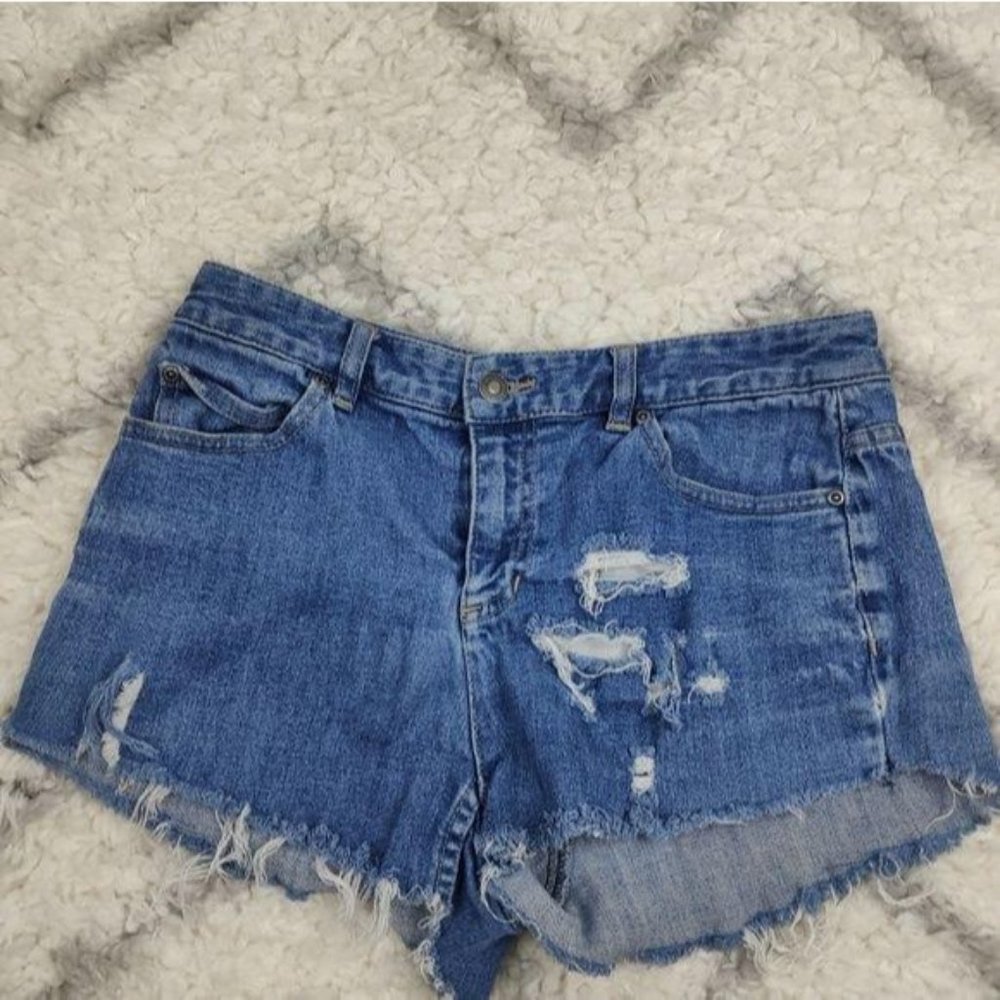 Liz Claiborne cut off distressed jean shorts sz 8